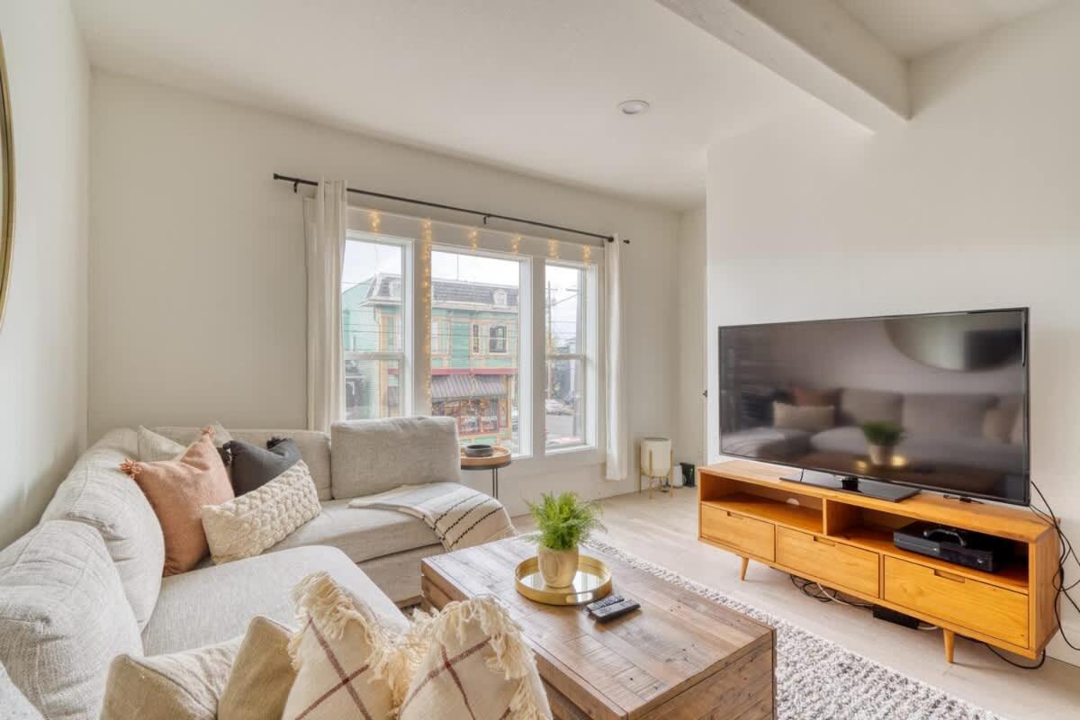 Stay Portland - Perfect Portland Farmhouse Loft - Breweries & Bars Exteriör bild